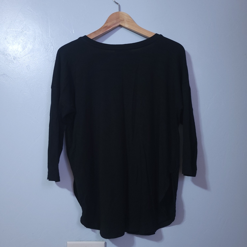 Babaton Basic Black Tee Side Slits Size Medium 3/… - image 6